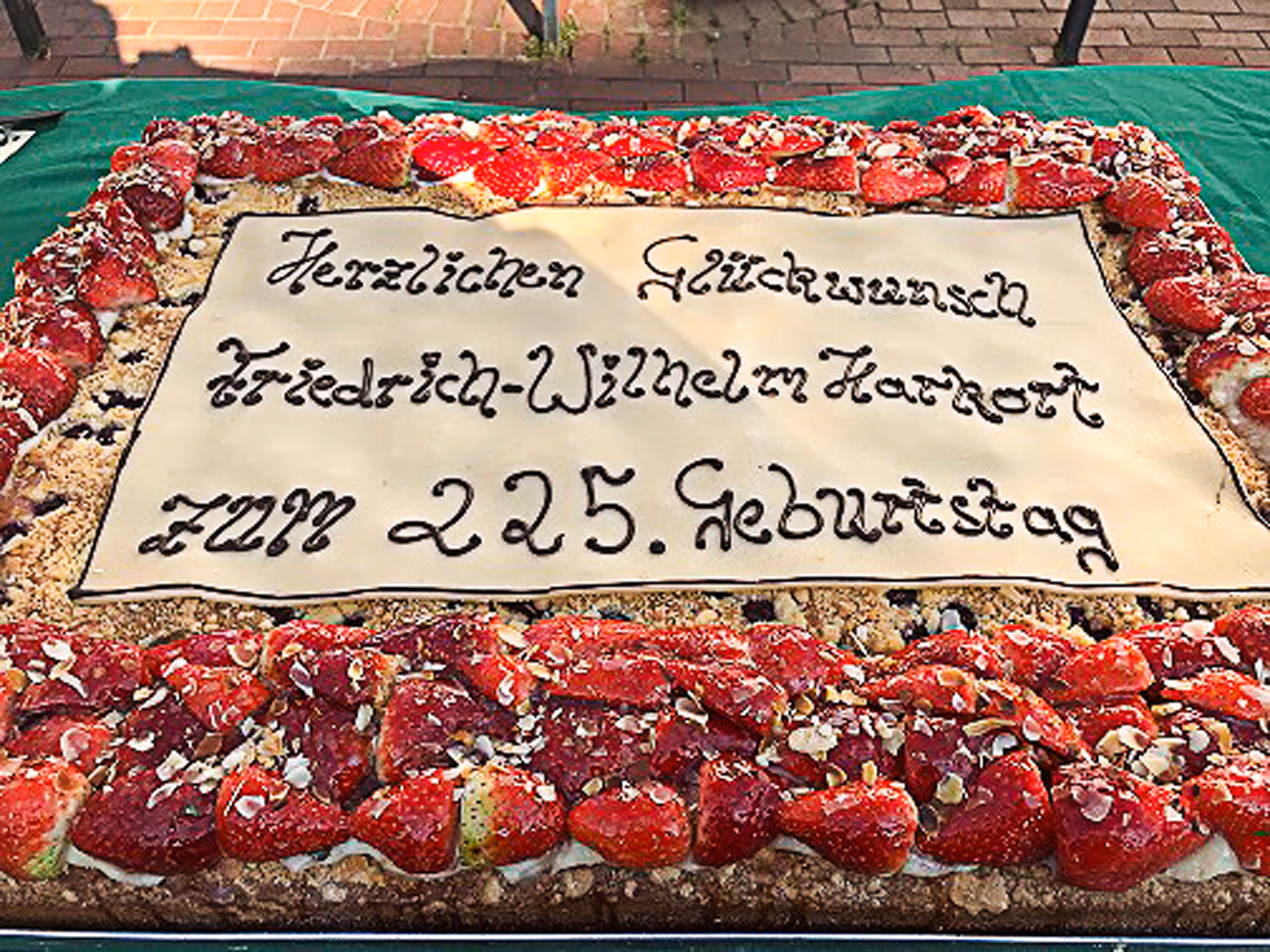 Torte zum 225. Geburtstagstag Friedrich Harkorts
